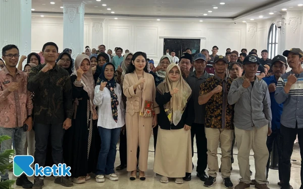 Thumbnail Berita - Anggota DPR RI Gandeng KPU Brebes Sosialisasikan Pendidikan Pemilih Berkelanjutan