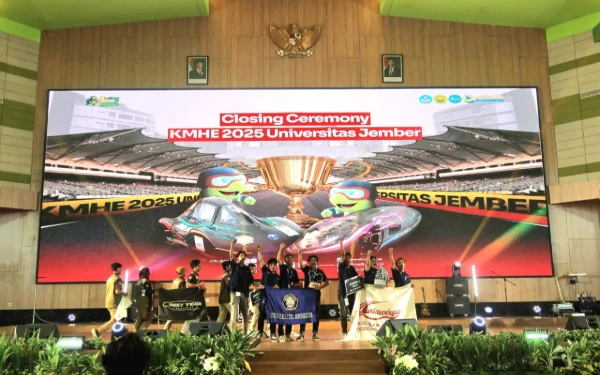 Thumbnail Berita - UNDIP dan ITS Raih Gelar Juara di Ajang Kontes Mobil Hemat Energi 2025 di Universitas Jember