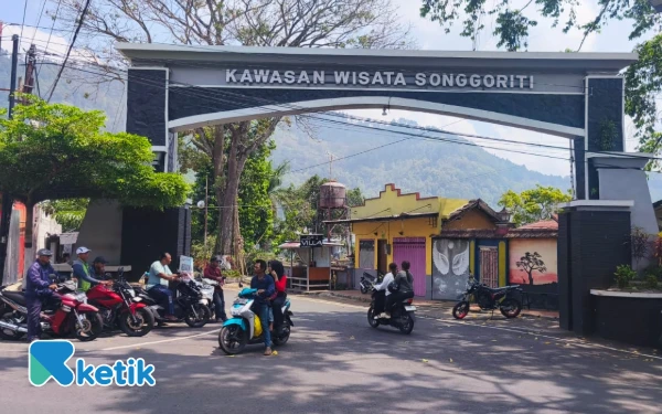 Thumbnail Berita - ‎Jelang Nataru, Wisatawan Diimbau Waspada Penipuan Vila