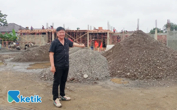 Thumbnail Berita - Proyek Rehabilitasi SMPN 16 Tegal Disorot, Kontraktor dan Disdikbud Beri Klarifikasi