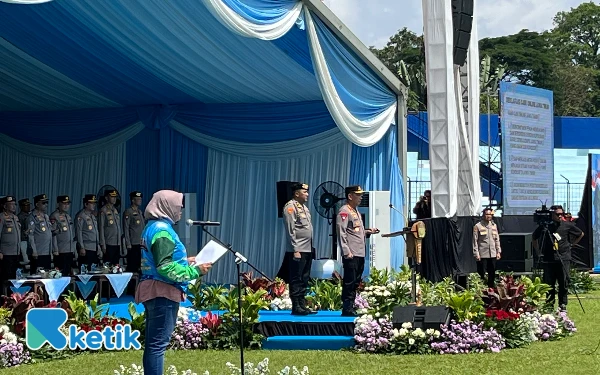 Hore! Ojol Jatim Dapat Bonus Hari Raya, Diskon Jaminan Sosial, dan Apresiasi Langsung dari Kapolri