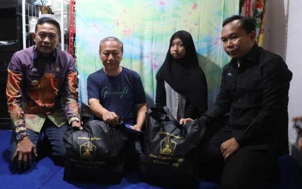 Wali Kota Malang Takziah ke Korban Hanyut di Selokan, Gratiskan Biaya Pendidikan Sang Cucu