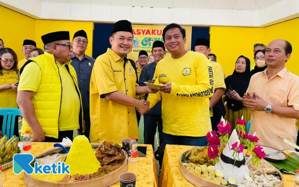 Thumbnail Berita - HUT Ke-61 Partai Golkar, DPD Kota Madiun Gelar Tasyakuran dan Bazar Sembako