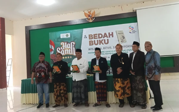IAA Pusat dan Kemenag Sumenep Gelar Bedah Buku, Muhammad Muslim Sosok Santri Birokrat