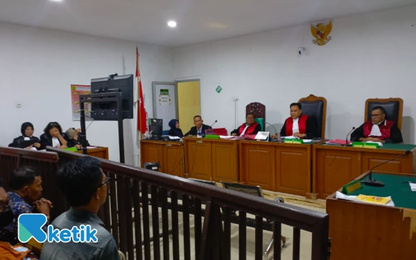 Thumbnail Berita - Terbukti Jual Narkotika, Somat Divonis 8 Tahun Penjara dan Denda Rp1 Miliar