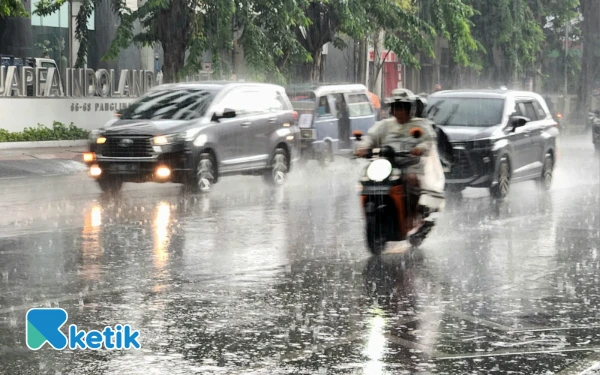 Thumbnail Berita - Cuaca Kota Palangkaraya 6 November 2025 Diprakirakan Hujan Ringan, Manokwari Cerah