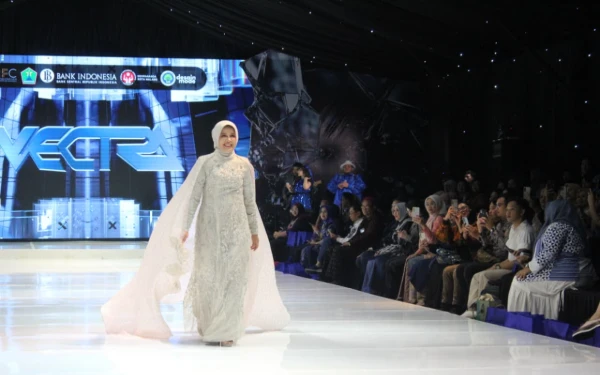 Desainer Lokal dan AI Bersatu di Malang Fashion Week 2025, UMKM Siap Go Global