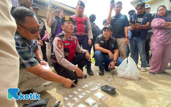 Thumbnail Berita - Operasi Gabungan di Banyuasin, 20 Orang Diciduk Polisi dalam Razia Narkoba Besar-besaran
