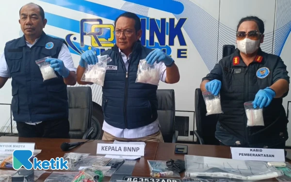 Thumbnail Berita - Operasi BNNP Sumsel Bongkar Warung Nyabu di Banyuasin, 22 Orang Diamankan