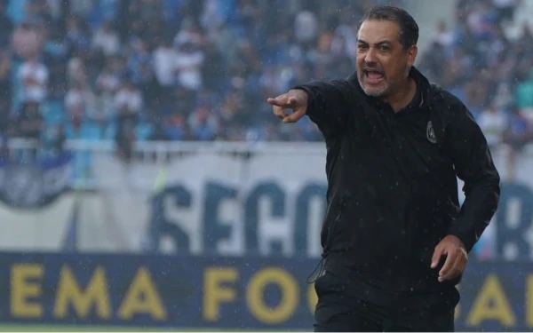 Thumbnail Berita - Dikalahkan Persija Jakarta, Arema FC Alasan Jadwal Mepet