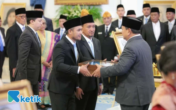 Thumbnail Berita - Syaikhona Kholil Diakui Negara sebagai Pahlawan Nasional, Ahli Waris: Ini Doa Panjang yang Dikabulkan