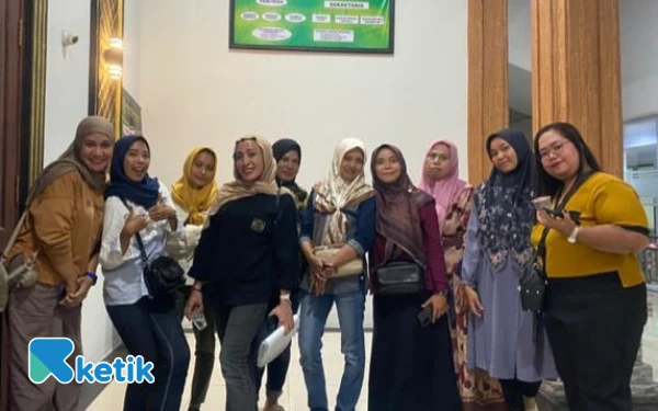 Thumbnail Berita - Sidang Arisan Bodong Blitar: Kesaksian Terdakwa Berubah-Ubah, Korban Nilai Banyak Kebohongan