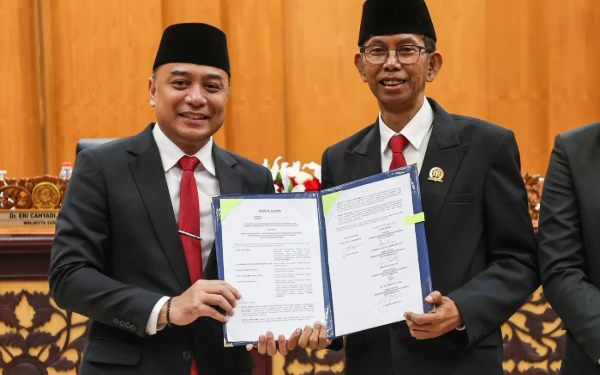 Thumbnail Tok! Pemkot dan DPRD Surabaya Sepakati APBD 2026 Rp12,7 Triliun