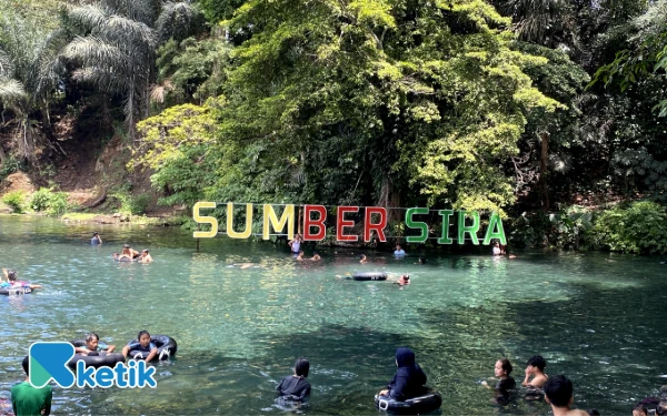 Thumbnail Berita - Sumber Sira Malang, Mata Air Bening dan Wahana Seru untuk Healing Anak Muda