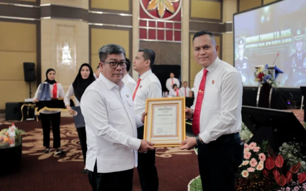 Thumbnail Berita - Komitmen Berantas Korupsi, Polres Batu Raih Peringkat I Penyelamatan Kerugian Keuangan Negara   ‎