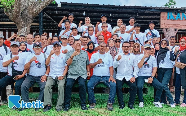 Bos Edy Turun Gunung! PSI Cilacap Siapkan Modal hingga Gerobak Gratis untuk Kader dan UMKM