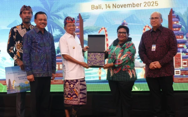 Thumbnail Berita - Respons Cepat Inflasi, Gubernur Koster Tekankan Sinergi Semua Pihak