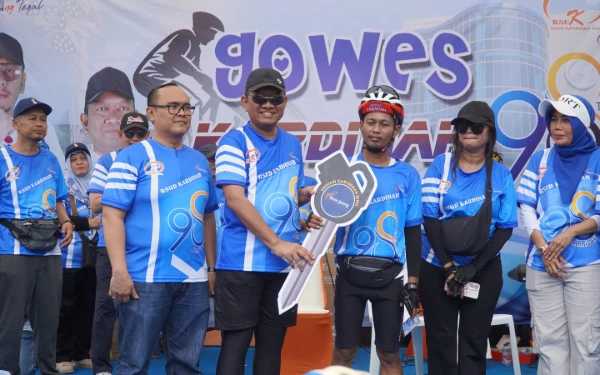 Thumbnail Berita - HUT Ke-98 RSUD Kardinah Meriah, Gowes Jadi Ajang Sehat dan Berkah Bagi Warga Tegal