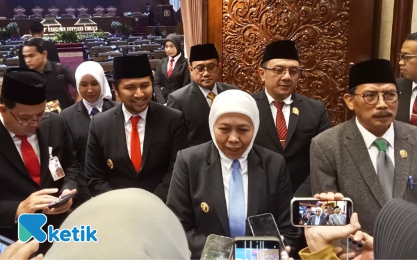 Khofifah Optimis! APBD Jatim 2026 Disahkan, Fokus Atasi Kemiskinan dan Tingkatkan Ekonomi Masyarakat