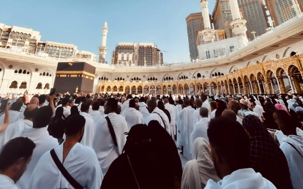 INNALILLAHI... Bus Jamaah Umrah India Meledak di Madinah! 45 Nyawa Melayang, Luka Mendalam di Tanah Suci