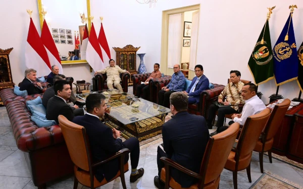 Prabowo Terima Michael Bloomberg di Istana, Bahas Peluang Kemitraan dengan Danantara dan Kesehatan Publik