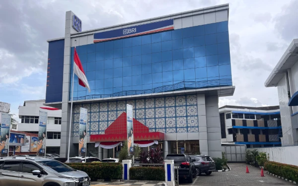 Thumbnail Dorong UMKM dan Ekonomi Daerah, BRI Region 4 Palembang Salurkan KUR Rp6,9 Triliun Hingga Oktober 2025