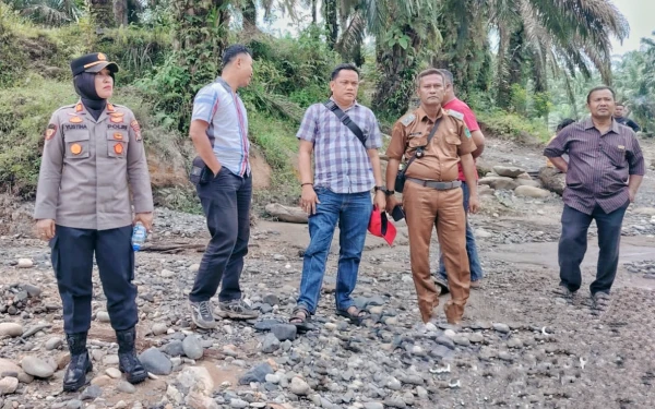 Kapolsek NA IX-X Labuhanbatu sampai Forkopimcam Kena Prank Video Viral Galian Ilegal