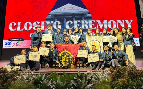 Thumbnail Berita - FH UB Boyong GelarJuara NMCC Piala Prof. Soedarto X, Sapu Bersih Seluruh Penghargaan Terbaik