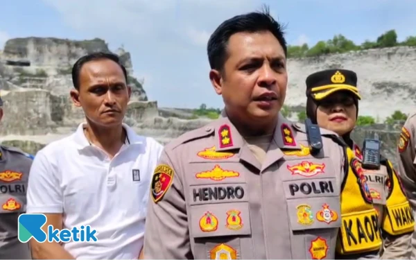 Thumbnail Berita - Polisi Dalami Penyebab Meninggalnya Enam Santri di Bekas Galian C Bangkalan