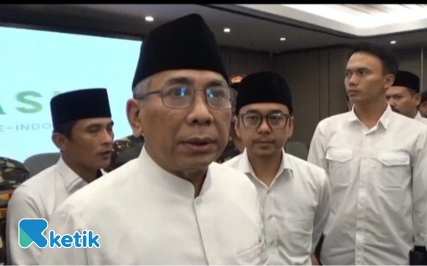 Thumbnail Berita - Isu Mundur Menguat, Gus Yahya Tegaskan: Saya Datang ke Israel Demi Palestina, Akan Tetap Jabat Ketum PBNU