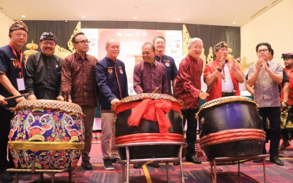 Thumbnail Berita - Gubernur Koster Buka Kejurnas Barongsai 2025, Bali Tuan Rumah Bergengsi Olahraga dan Budaya