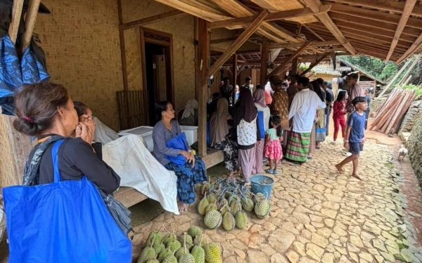 Thumbnail Berita - IDI Lebak dan Hisfarsi IAI Jakarta Berikan Pelayanan Kesehatan Gratis kepada Masyarakat Baduy