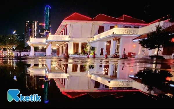 Thumbnail Berita - Trending Sepekan: Khofifah Rombak ‘Kabinet’ hingga Warga Gresik Geruduk JIIPE