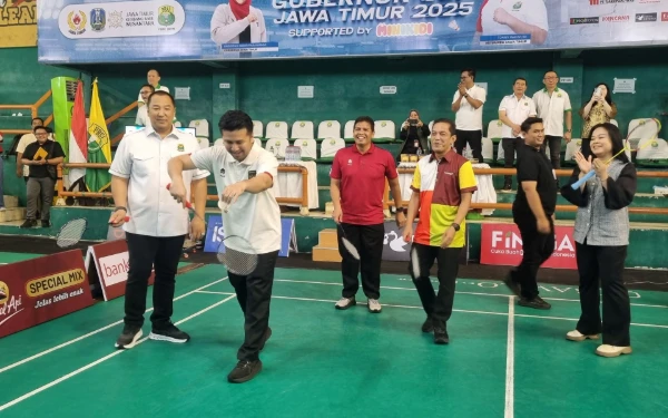 Thumbnail Berita - Turnamen Bulutangkis Jawa Timur 2025 Resmi Digelar, Ketua PBSI Minta Atlet Maksimal