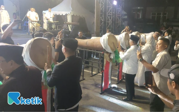 Thumbnail Berita - Gubernur Banten Buka Festival Santri Kabupaten Lebak 2025