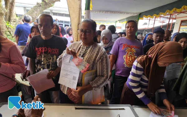 Rp900 Ribu Langsung Cair! Ribuan KPM Kota Malang Sumringah Terima BLTS Kesra