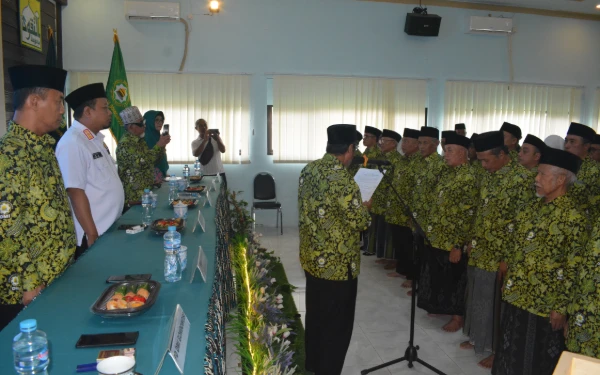 Thumbnail Berita - DMI Bondowoso Resmi Dilantik, Pemerintah Tekankan Penguatan Peran Masjid di Tengah Masyarakat