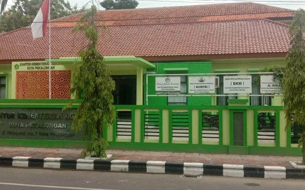 Thumbnail Berita - Umroh Mandiri Resmi Legal! Ini Syarat, Risiko, dan Tips dari Kemenag Pekalongan