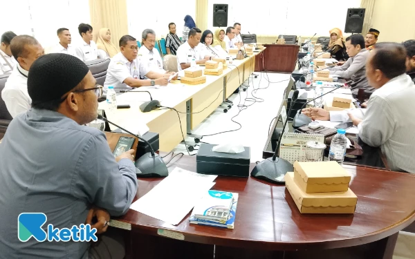 Thumbnail Berita - Pemkot Probolinggo Segera Miliki Perseroda Baru, Begini Kesepakatan Eksekutif dan DPRD