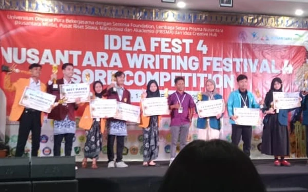 Thumbnail Berita - Mahasiswi Sastra Inggris UIN Malang Raih Bronze Medal IDEA FEST 4 Tingkat Nasional