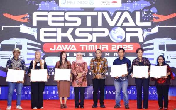 Thumbnail Berita - IKM Jatim Teken LoI Rp3,95 Triliun dengan Malaysia, Khofifah Optimis Neraca Ekspor Meningkat