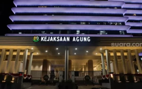 Thumbnail Berita - Dari Kajari Sumenep Hingga Aspidsus Kejati DK Jakarta, Ini Daftar Mutasi Kejagung Terbaru