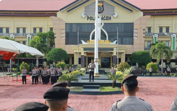 Thumbnail Berita - Kapolda Aceh Lepas 855 Personel BKO Bantu Penanggulangan Banjir dan Longsor