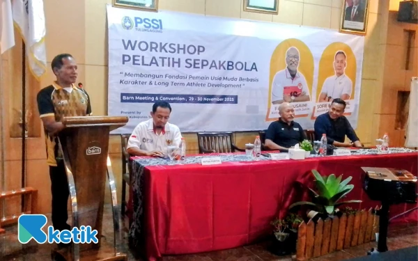 Thumbnail Berita - Workshop Pelatih Sepak Bola Tulungagung 2025, Membangun Fondasi Pemain Usia Dini Berbasis Karakter