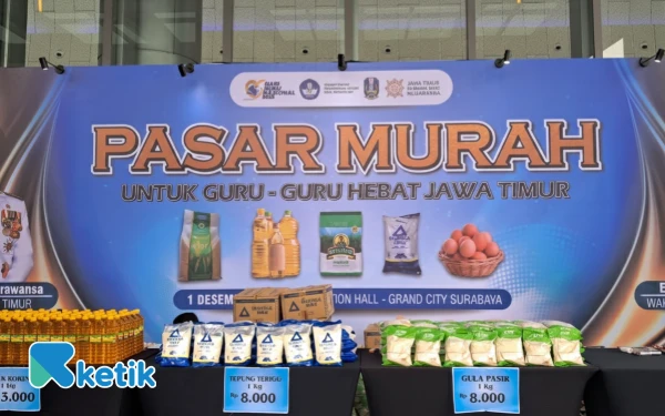 Thumbnail Berita - Guru Se-Jatim Bahagia! Sembako Murah Dijual di Bawah Harga Pasar dalam Peringatan Hari Guru Nasional