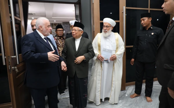 Thumbnail Berita - Terima Kunjungan Menteri Wakaf Suriah, Ma'ruf Amin Dorong Penguatan Kerja Sama Dua Negara