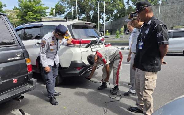 Pemkot Kediri Gelar Uji Emisi Kendaraan Gratis untuk Tingkatkan Kesadaran Masyarakat Menjaga Lingkungan