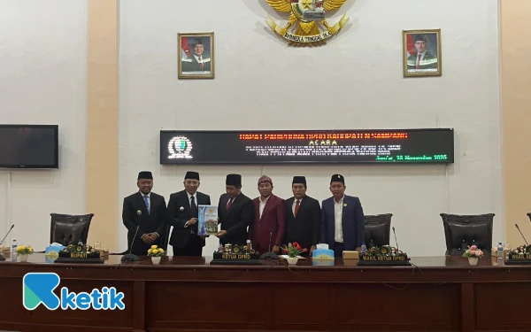 DPRD Sampang Setujui Raperda APBD 2026 Senilai Rp1,98 Triliun