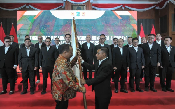 Thumbnail Berita - KONI Surabaya Periode 2025-2029 Resmi Dilantik, Arderio Hukom Siap Jalankan Program Kerja