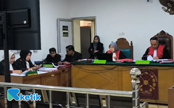 JPU Sebut Taufik Raup Untung Rp7 Juta/Bulan dari Bisnis Internet Ilegal, Dituntut 8 Bulan Penjara